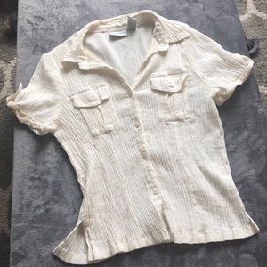 ‼️CLEARANCE 3 for $10‼️ Women’s Cream Ruffles Blouse